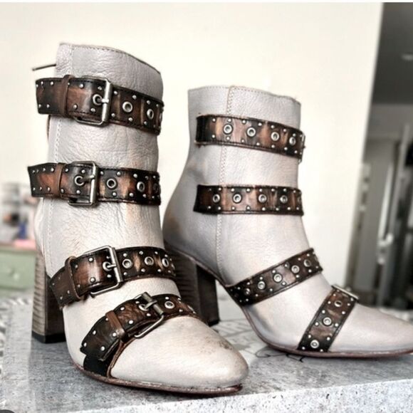 Freebird by Steven Shoes - Freebird Joust Buckle Boot in Smoke